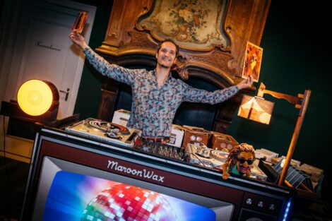 {{brizy_dc_image_alt imageSrc=